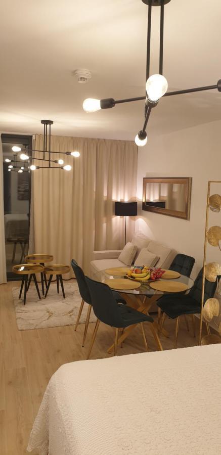 Golden Studio - Private Parking Ragusa Esterno foto
